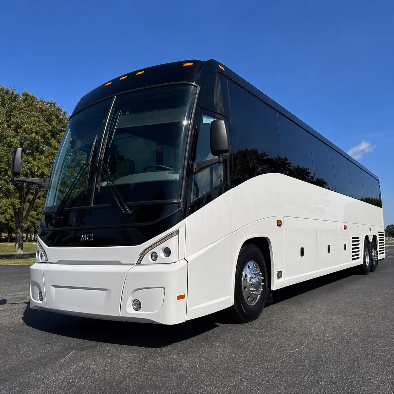 farmington hills charter bus rental fleet