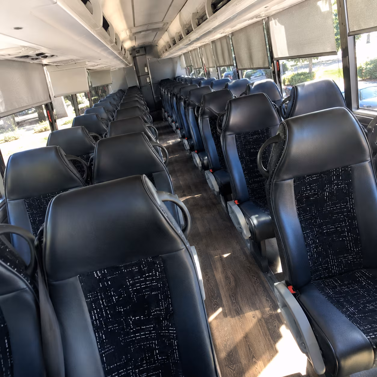 farmington hills charter bus rental inside