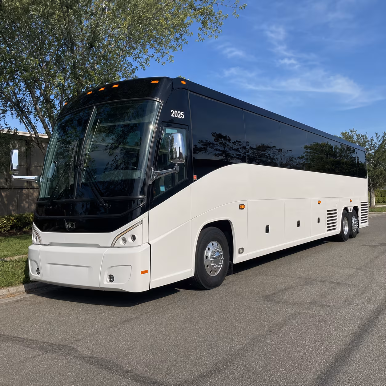 one form to compare multi day charter buses to chicago cleveland and indianapolis